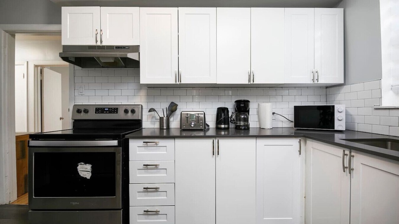 Photo of Kitchen in Cote-Des-Neiges—Notre-Dame-De-Grace