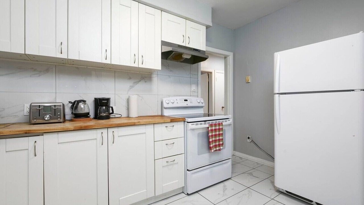 Photo of Kitchen in Cote-Des-Neiges—Notre-Dame-De-Grace