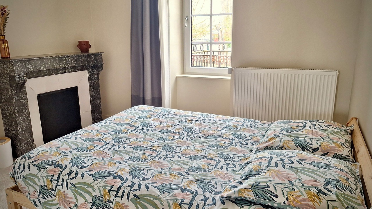 Photo of Bedroom in Montceau-les-Mines