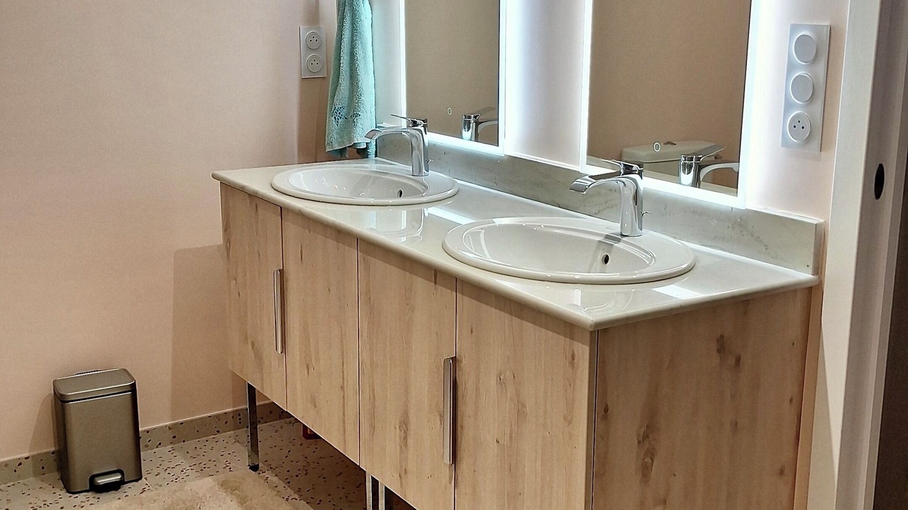 Photo of Bathroom in Montceau-les-Mines