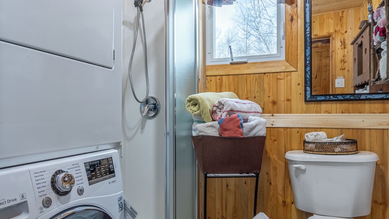 Photo of Bathroom in Gloucester County