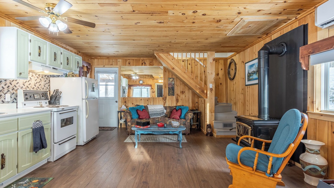 Photo of Livingroom in Gloucester County