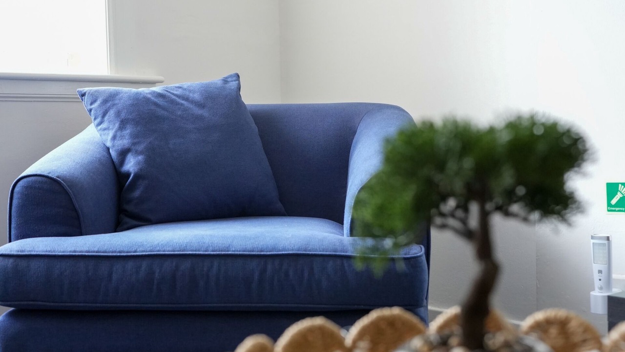 Photo of Livingroom in Tillicoultry