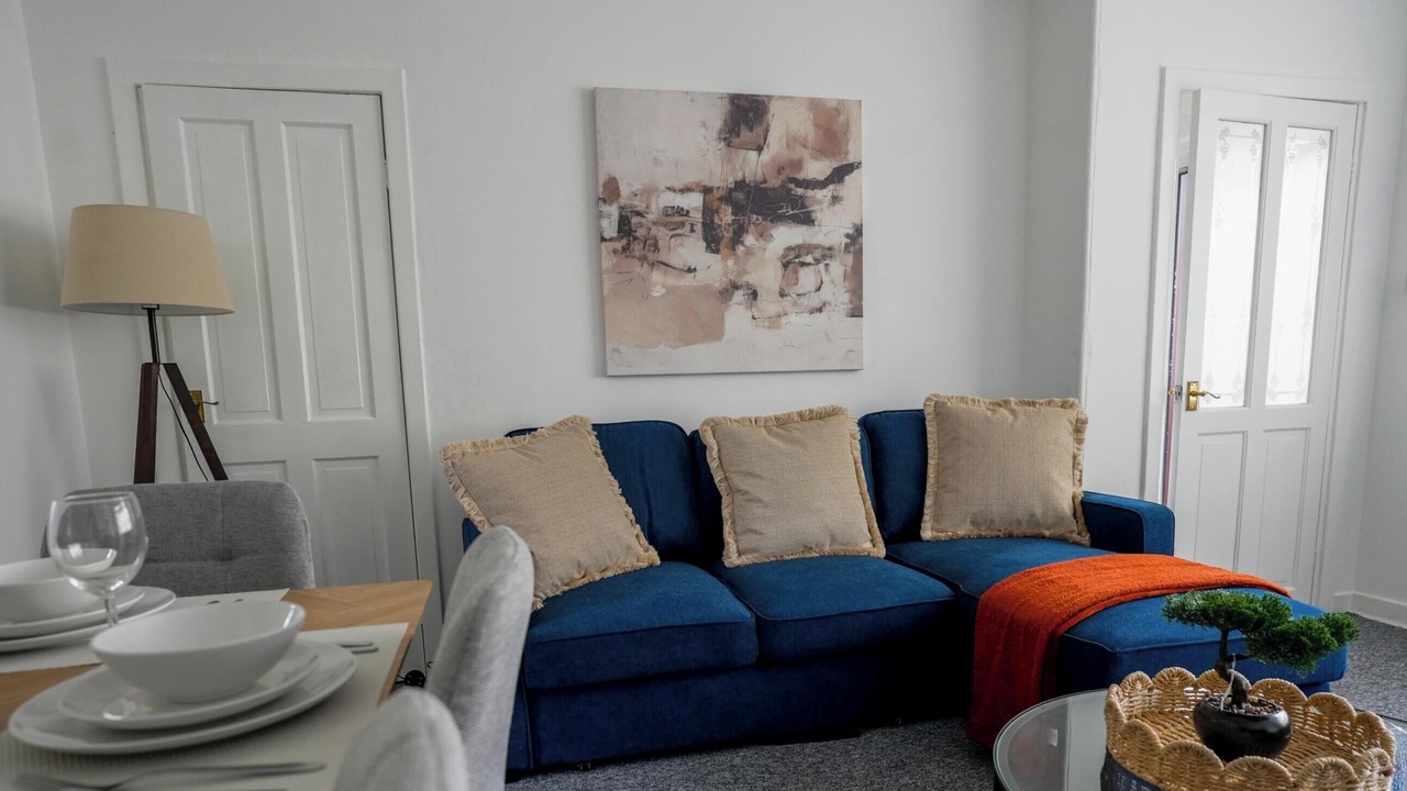 Photo of Livingroom in Tillicoultry