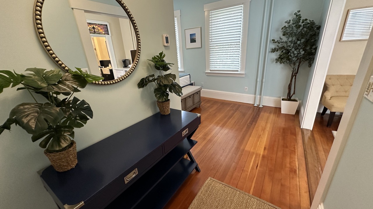 Photo of Others in Historic Hill