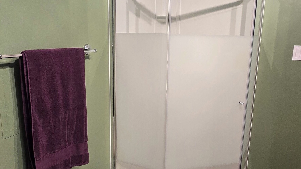 Photo of Bathroom in Mapleton