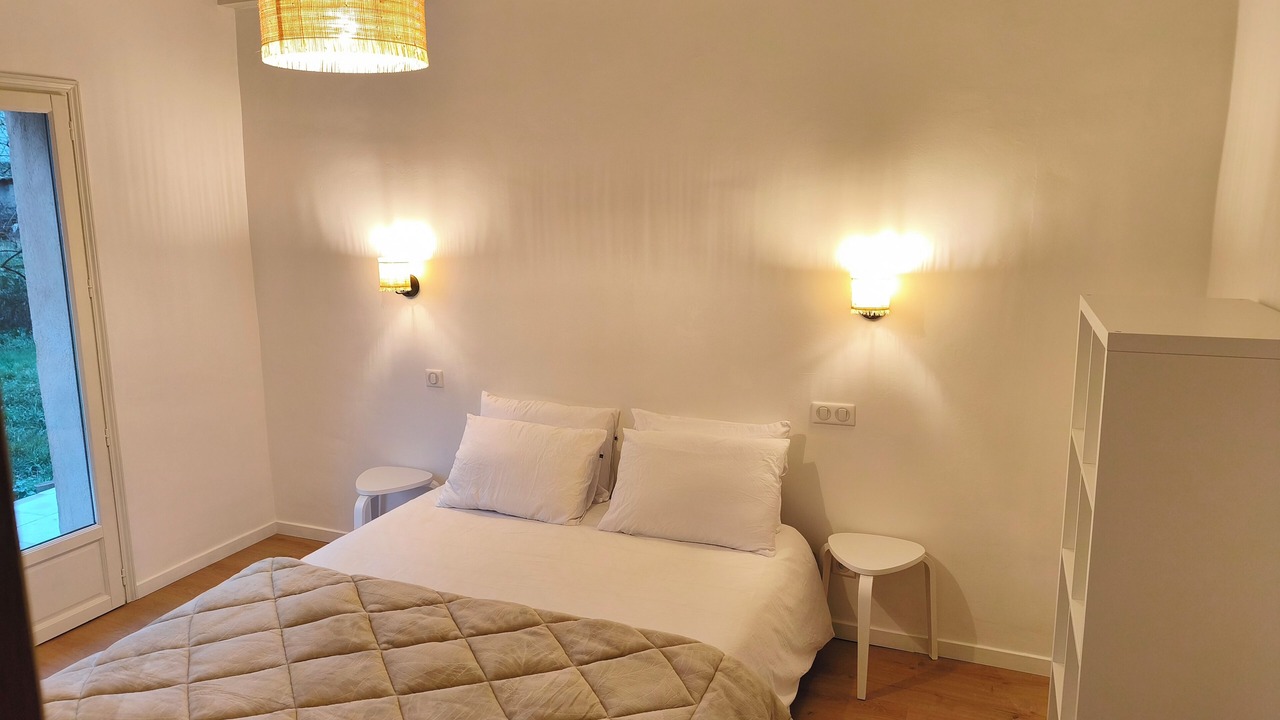 Photo of Bedroom in Saint-Benoit-de-Carmaux