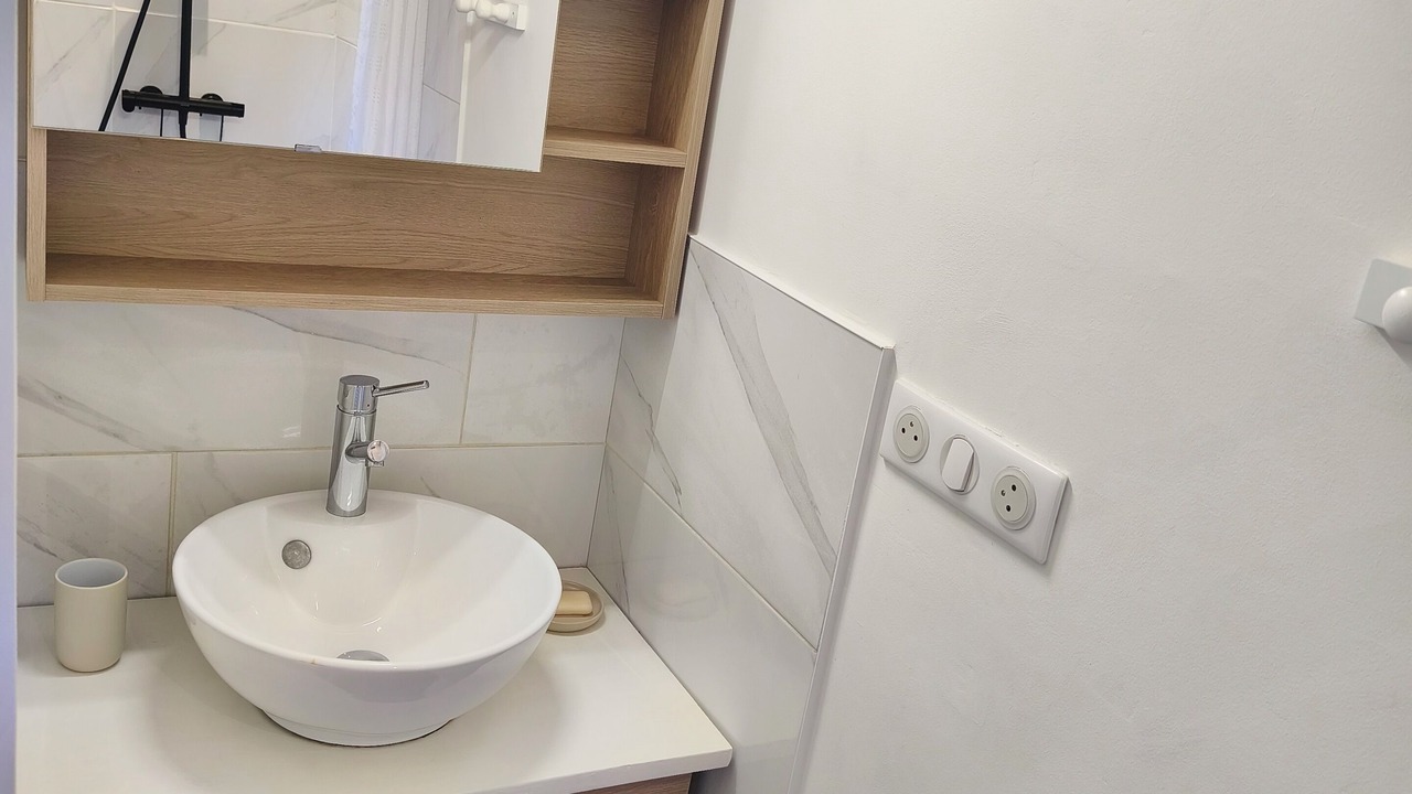 Photo of Bathroom in Saint-Benoit-de-Carmaux