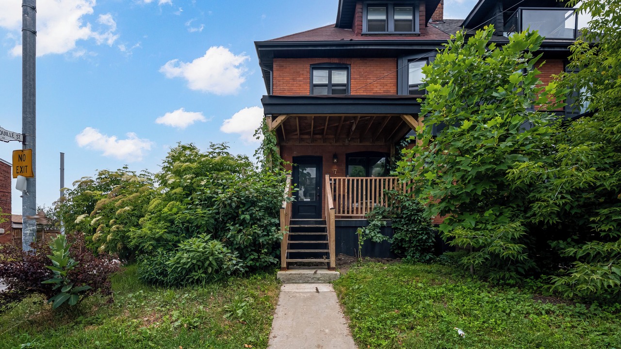 Photo of Outdoor in Parkdale