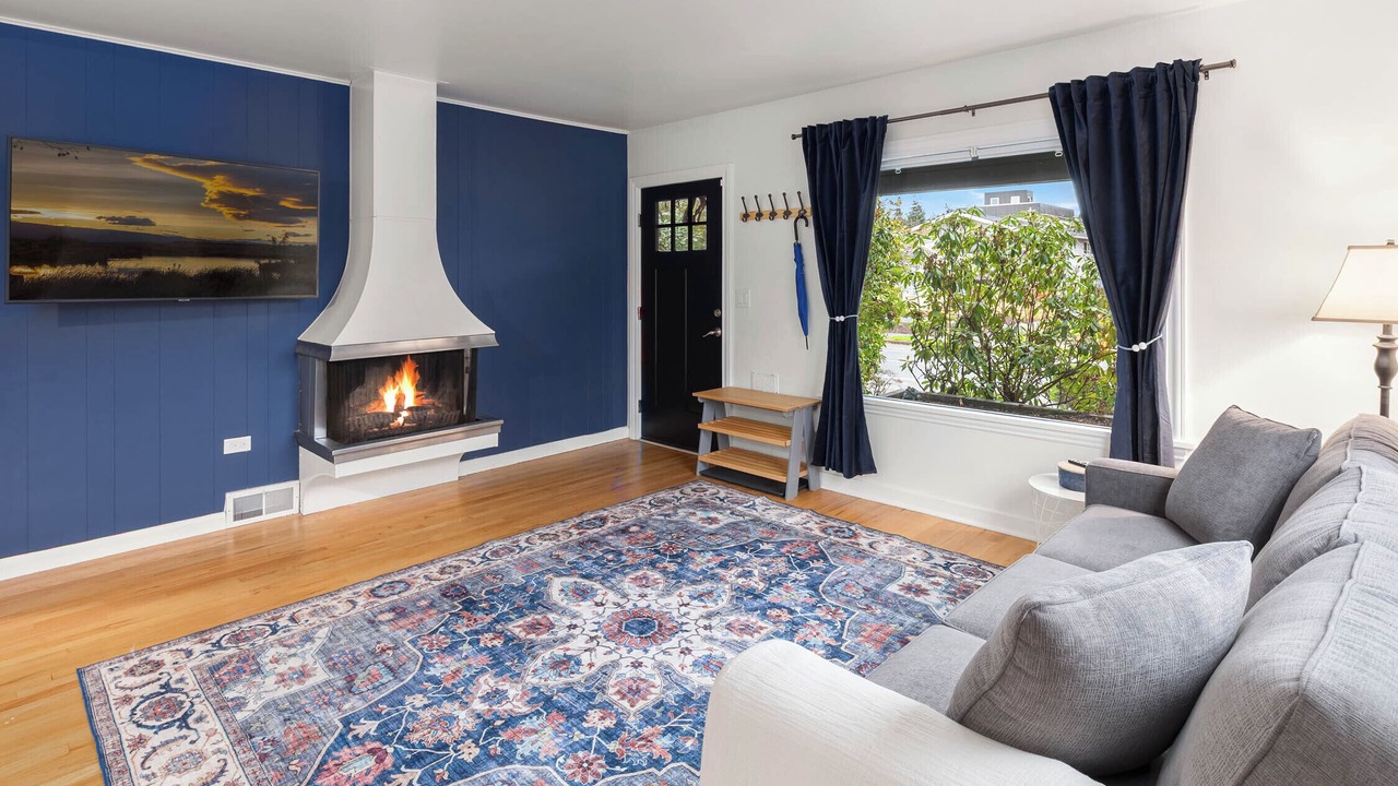 Photo of Livingroom in Alki