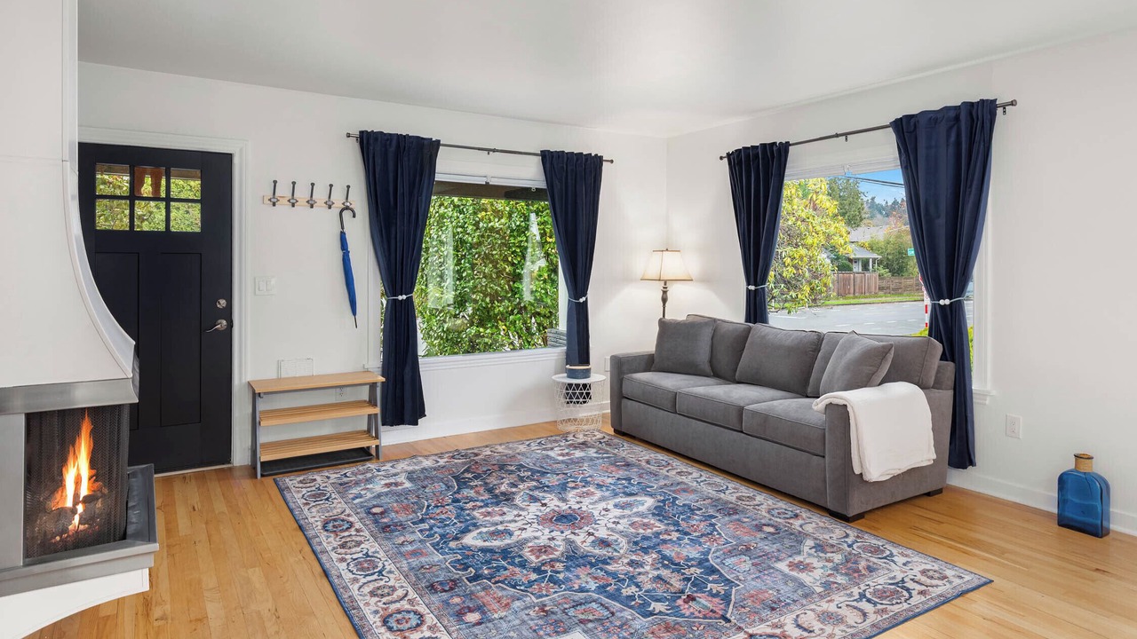 Photo of Livingroom in Alki