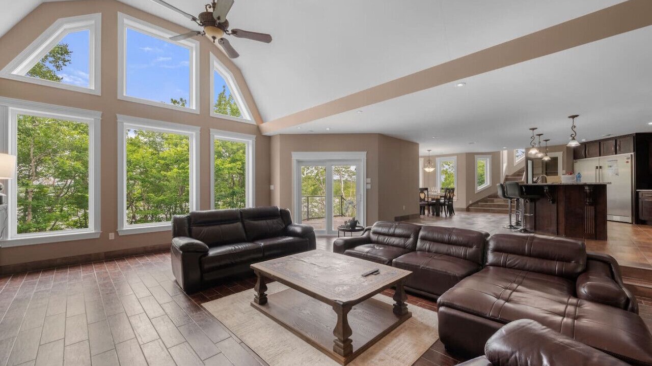 Photo of Livingroom in Halifax County