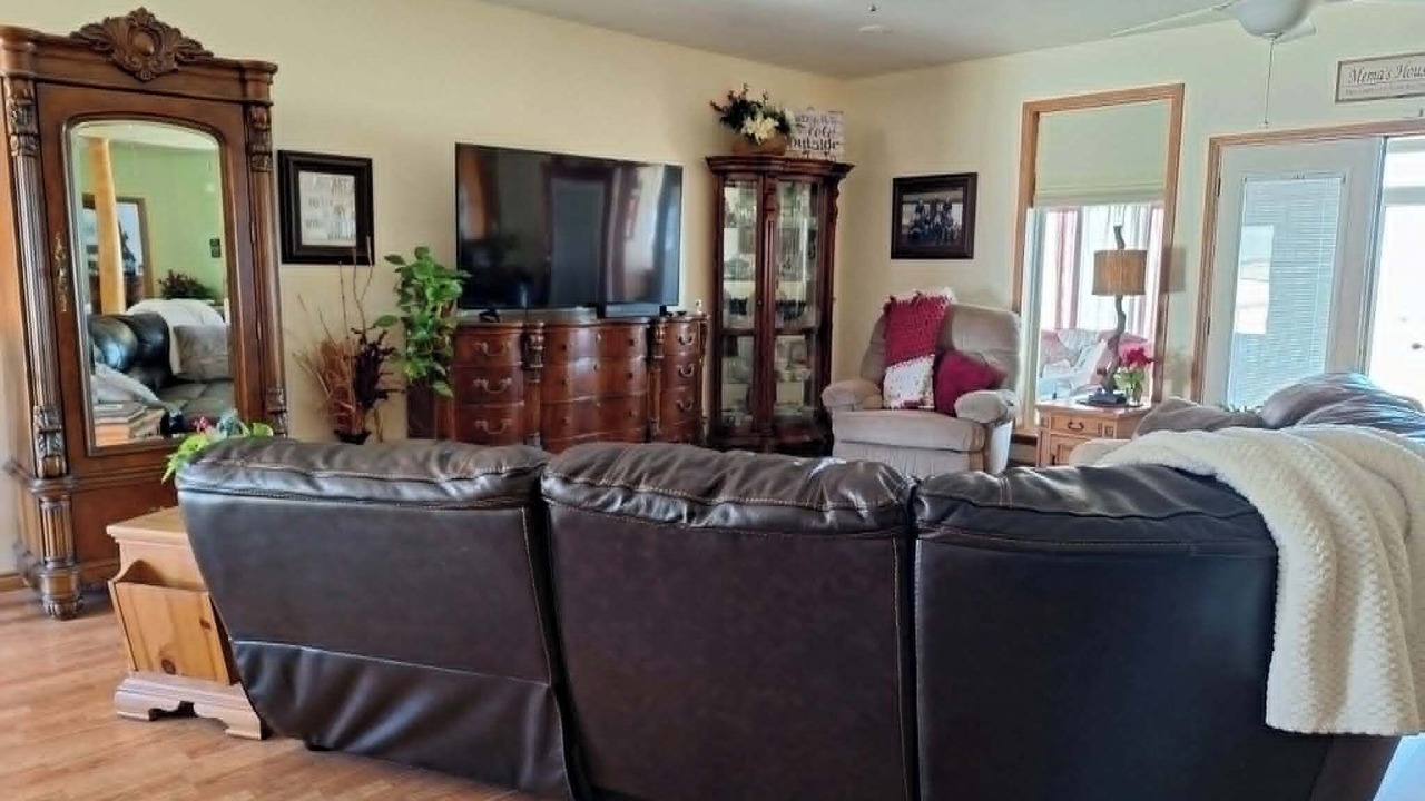 Photo of Livingroom in Ponca City