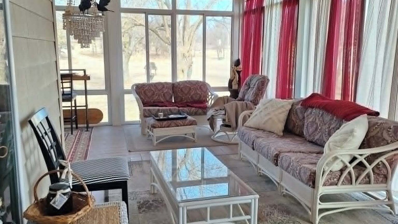 Photo of Livingroom in Ponca City