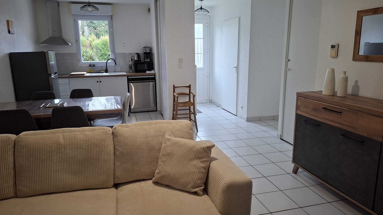 Photo of Livingroom in Jaunay-Clan
