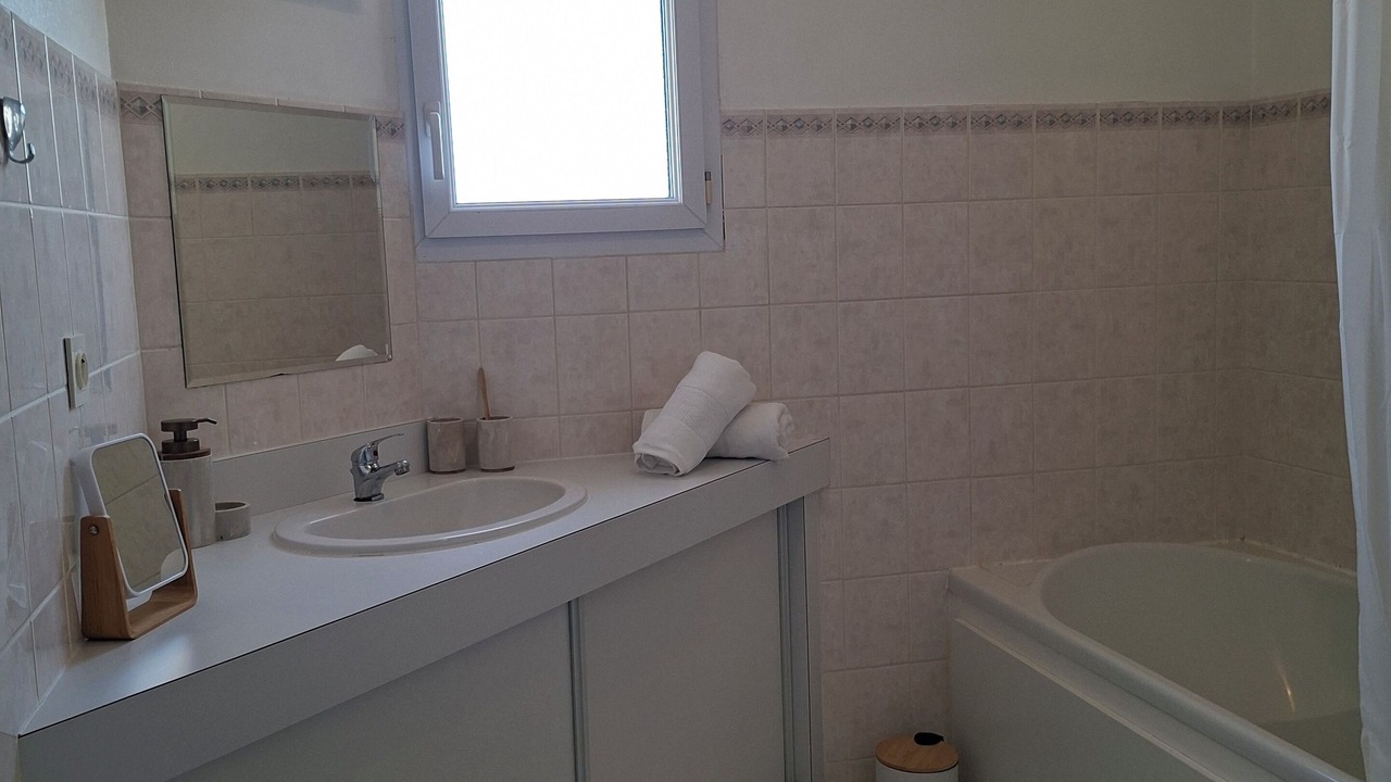 Photo of Bathroom in Jaunay-Clan