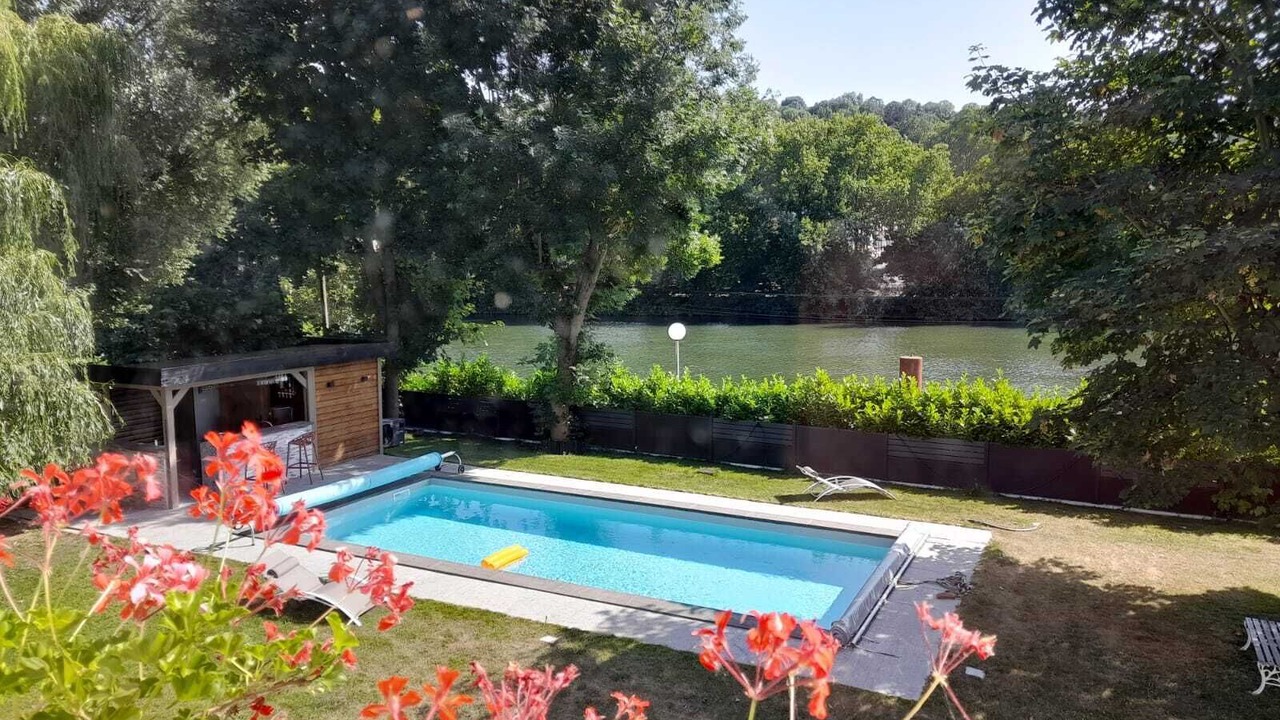 Photo of Outdoor in Bougival
