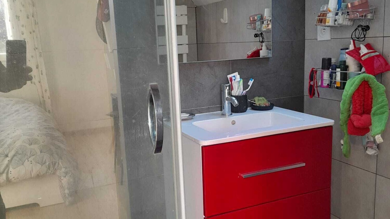 Photo of Bathroom in Bougival