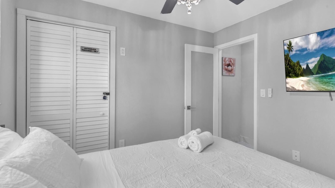 Photo of Bedroom in Homestead