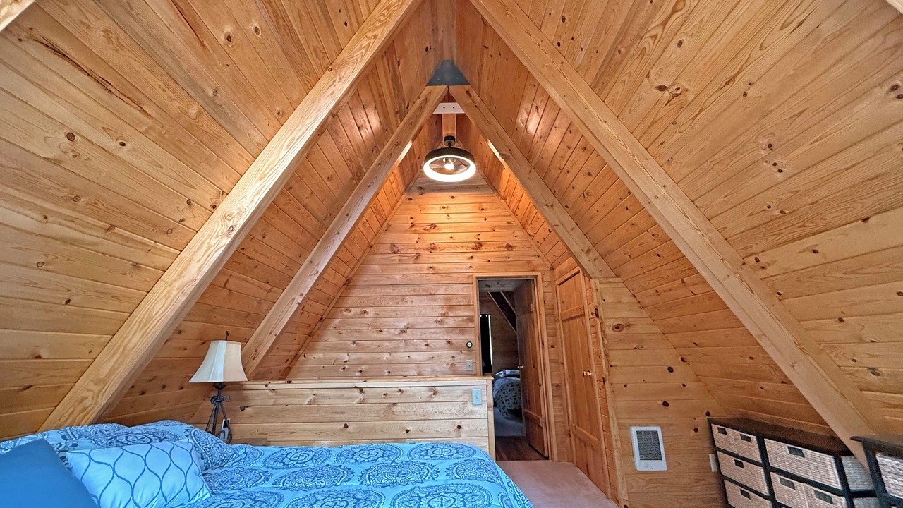 Photo of Bedroom in Crescent