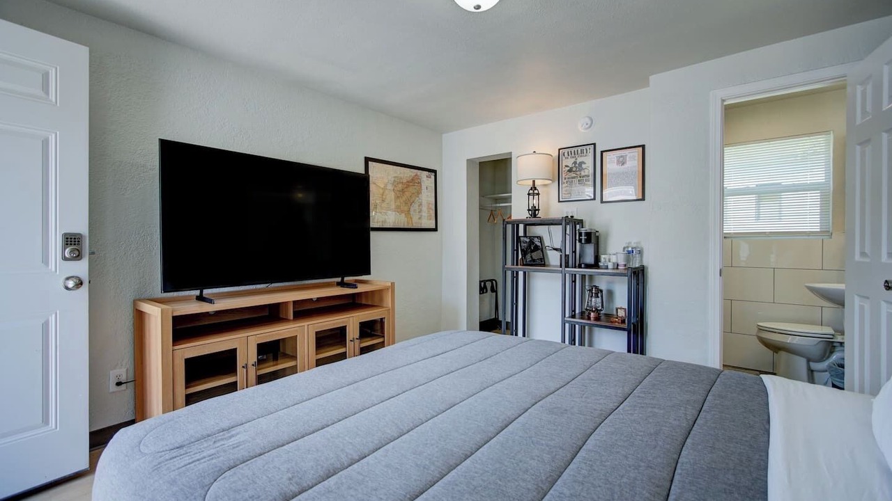 Photo of Bedroom in Hot Springs