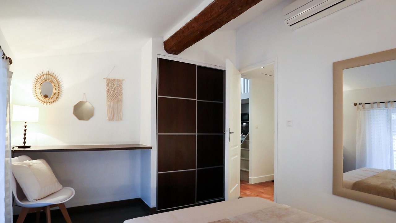 Photo of Bedroom in City of Carcassonne