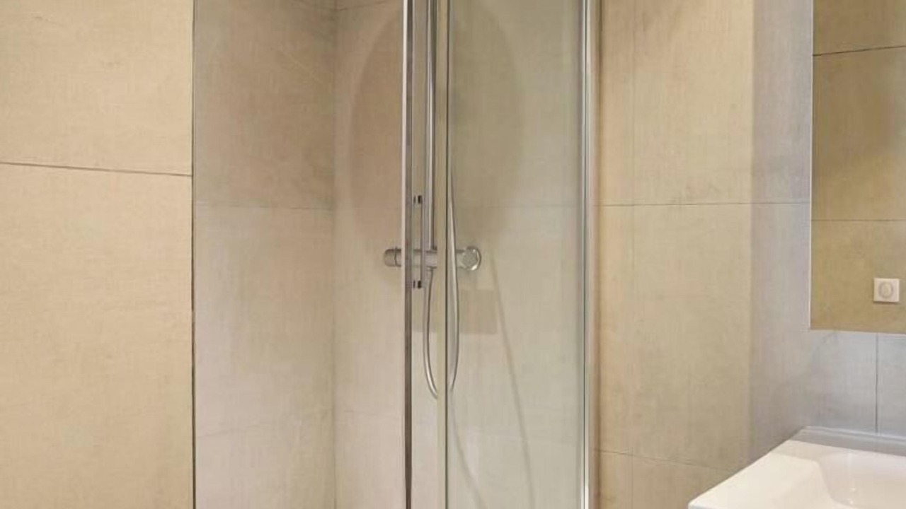 Photo of Bathroom in Montreuil