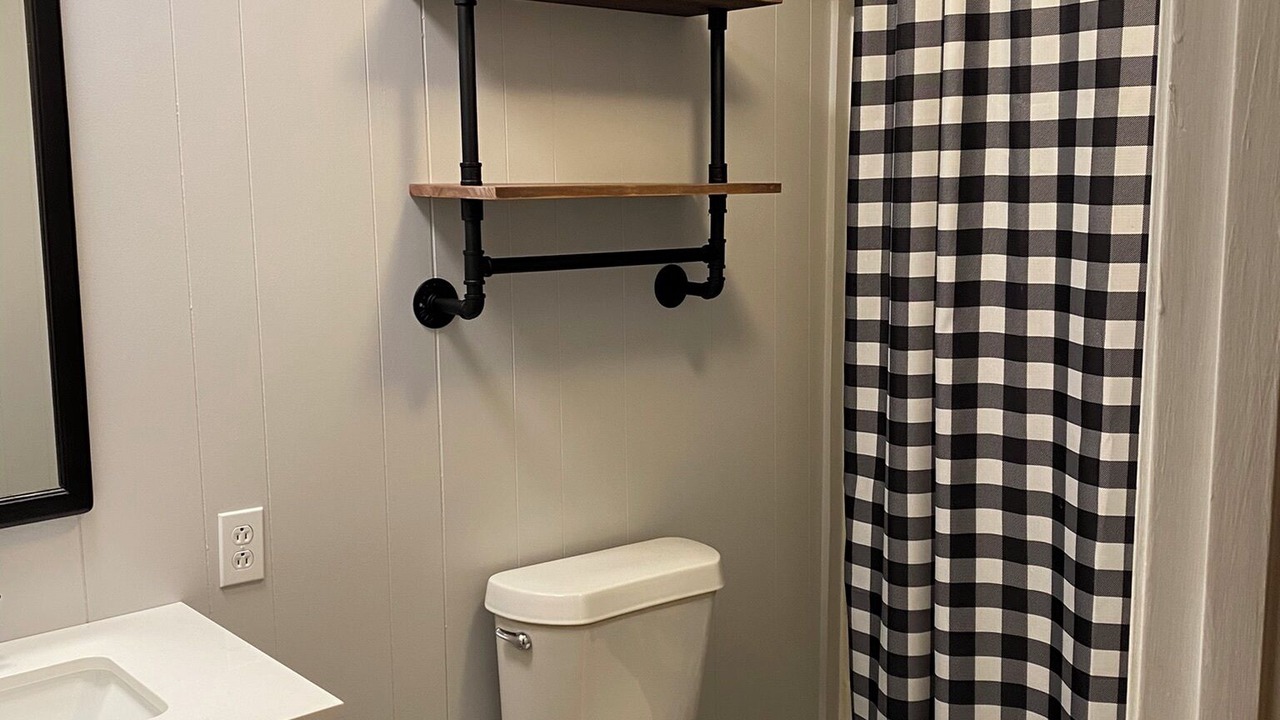 Photo of Bathroom in Newnata