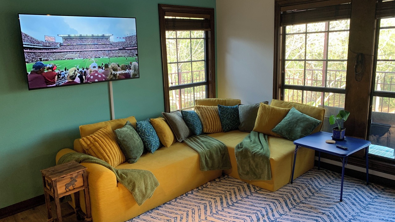 Photo of Livingroom in Harvey Hillsides