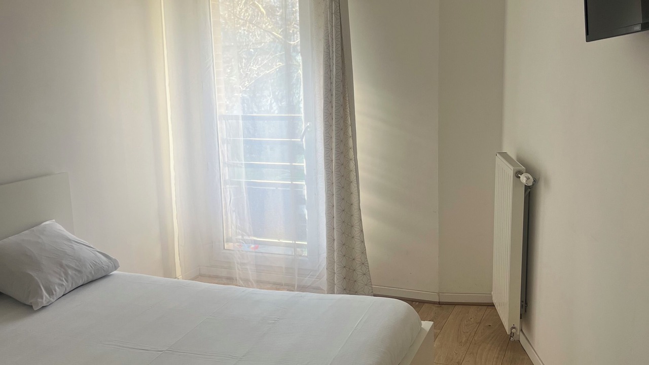 Photo of Bedroom in Rosny-sous-Bois