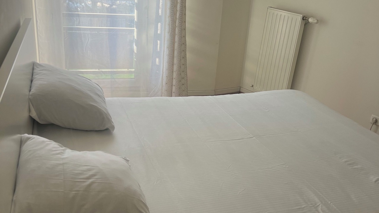 Photo of Bedroom in Rosny-sous-Bois