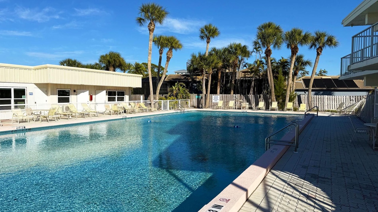 Photo of Outdoor in Golden Beach