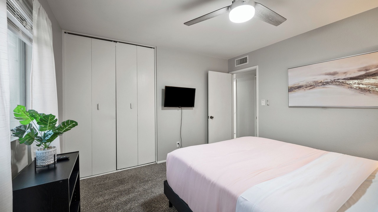 Photo of Bedroom in Cox Heights