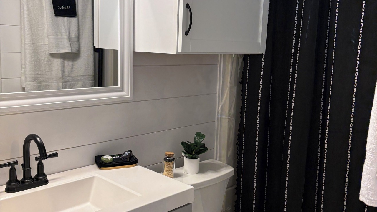 Photo of Bathroom in Jacksboro