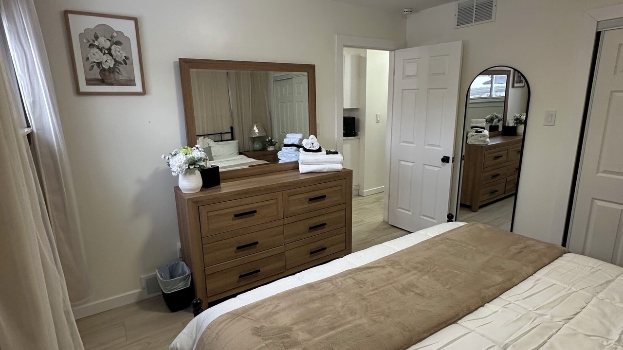Photo of Bedroom in Melvindale