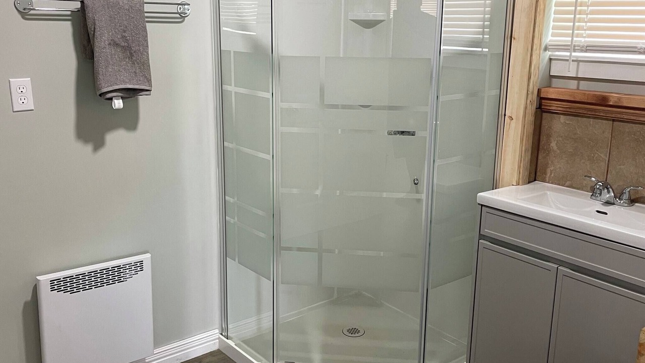 Photo of Bathroom in Valley Road