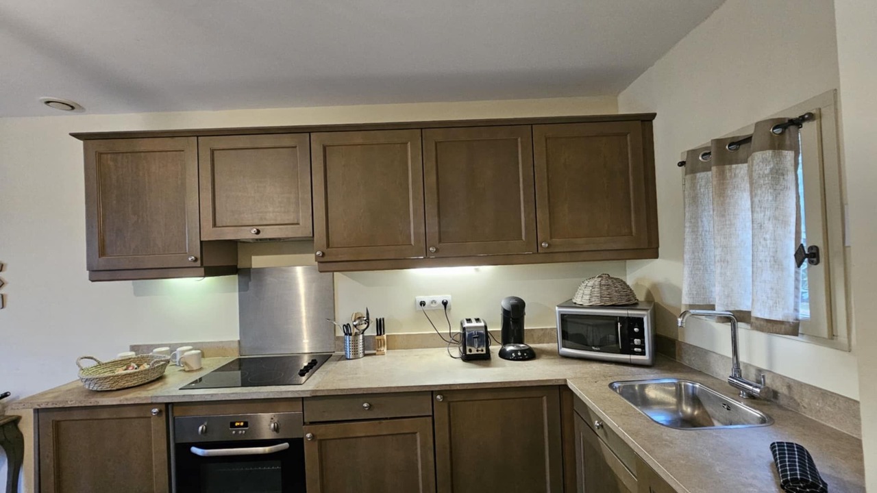 Photo of Kitchen in Saint-Laurent-de-la-Cabrerisse