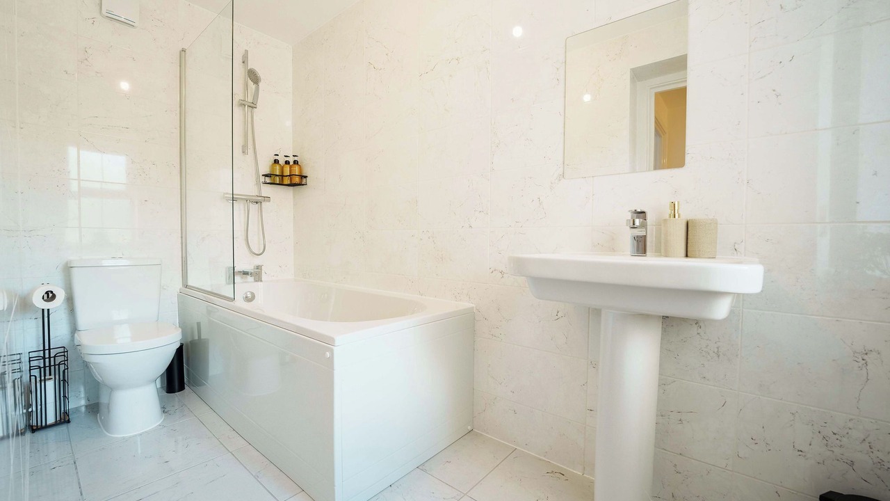 Photo of Bathroom in Killingbeck