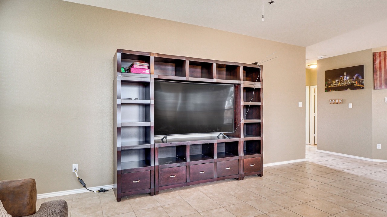 Photo of Livingroom in Jarrell
