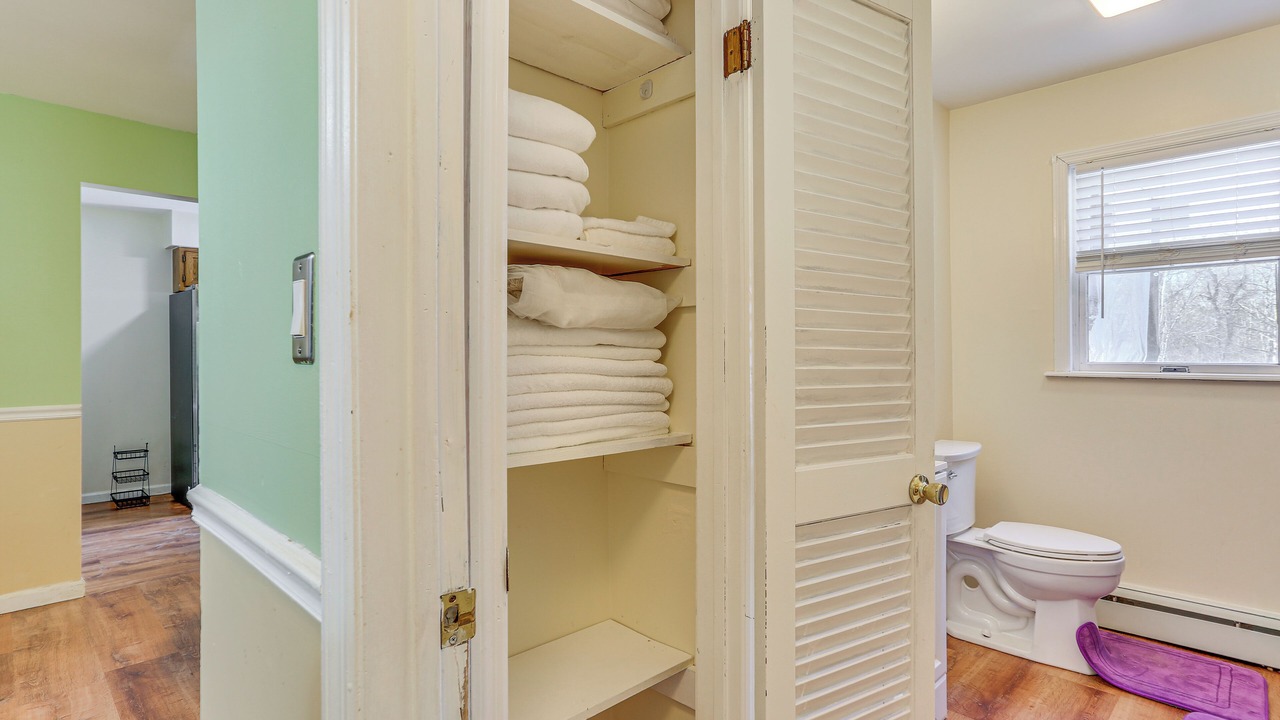 Photo of Bathroom in Newburgh