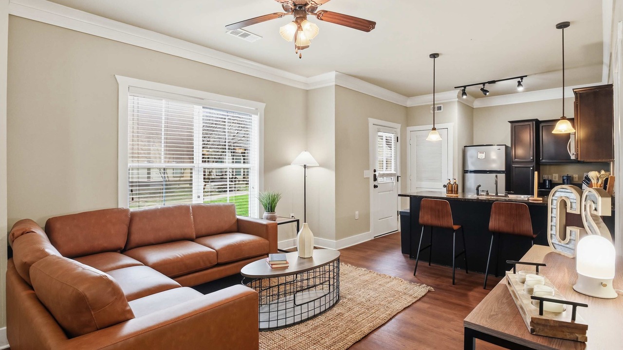 Photo of Livingroom in College Station