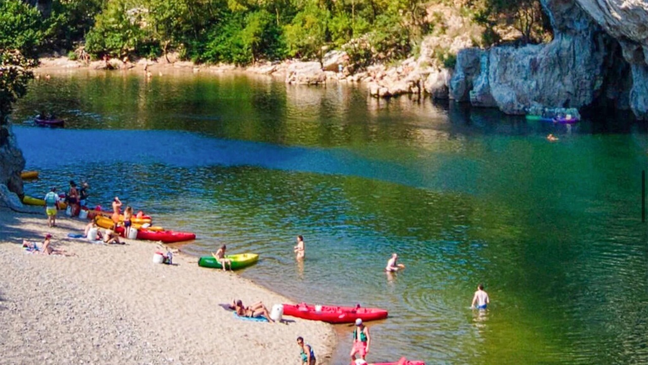 Photo of Others in Les Plans