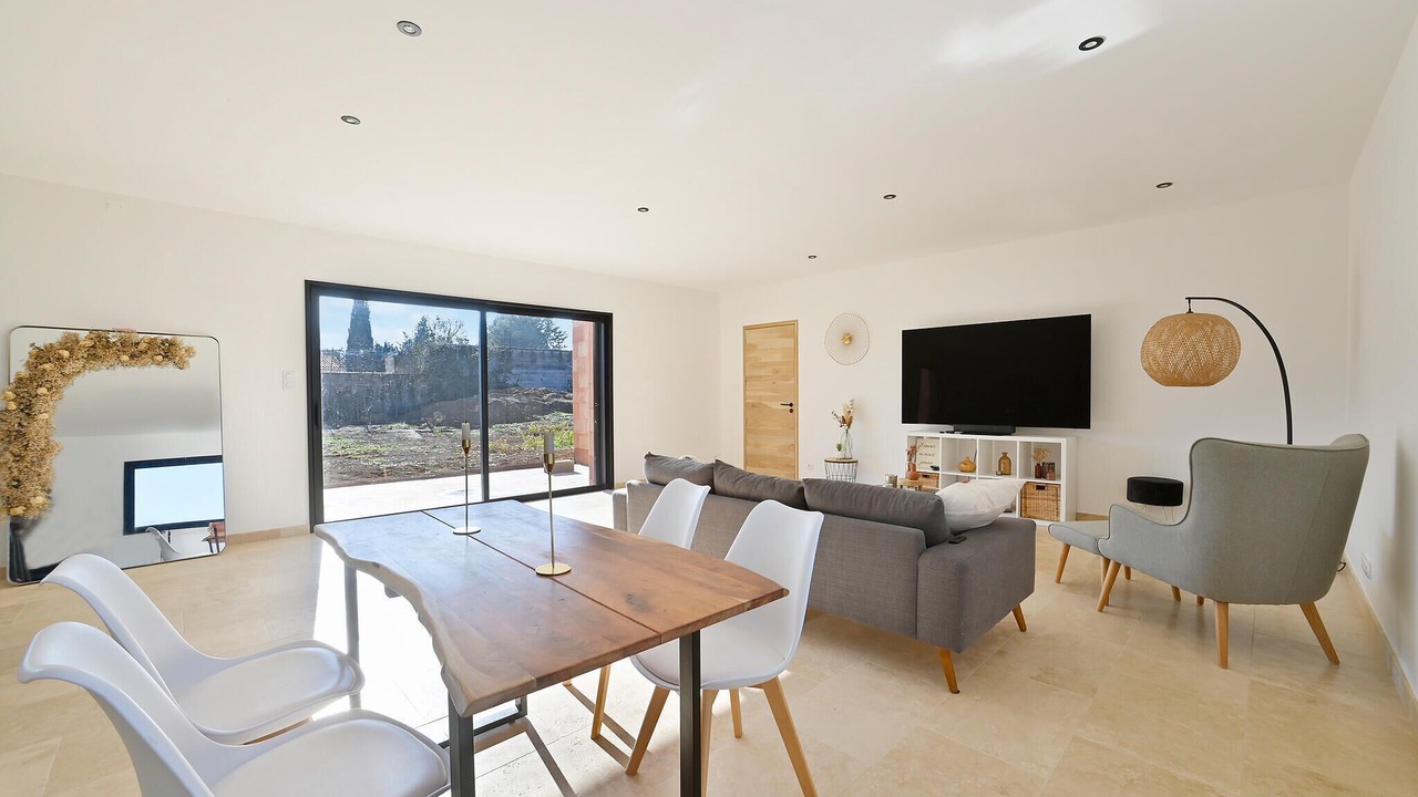 Photo of Bedroom in Les Plans