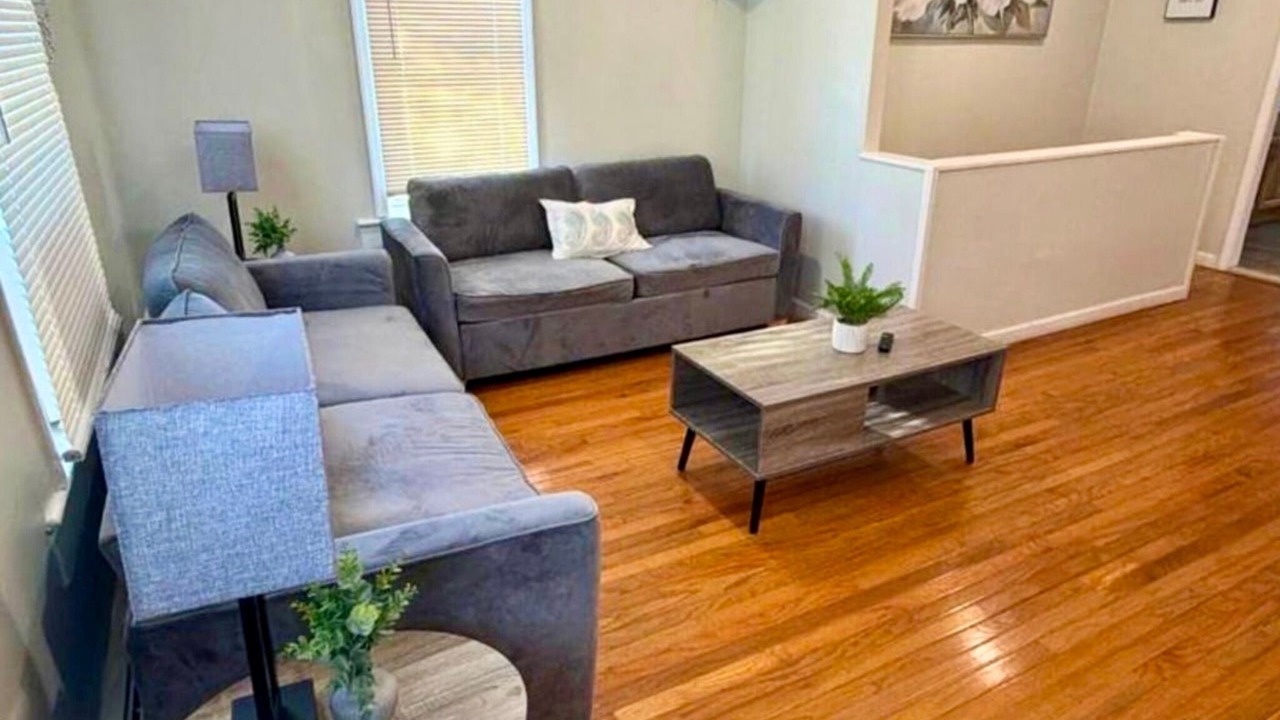 Photo of Livingroom in Montague