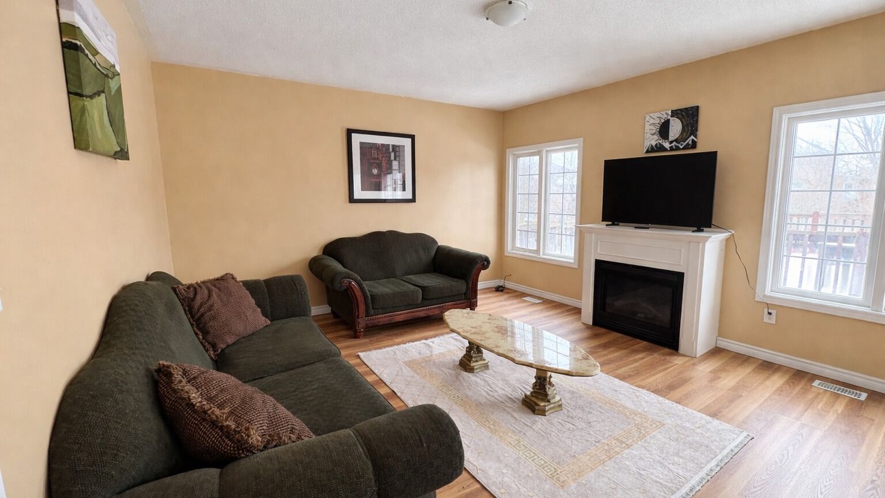 Photo of Livingroom in Mount Pleasant