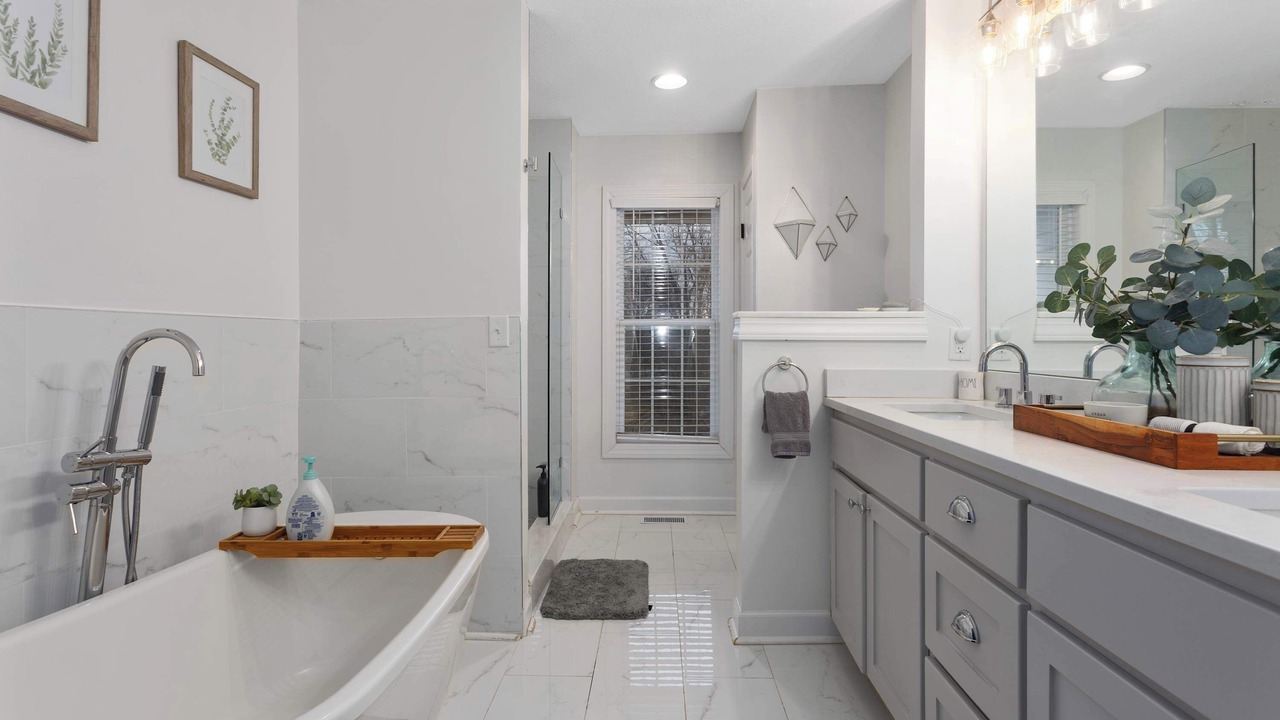 Photo of Bathroom in Shawnee