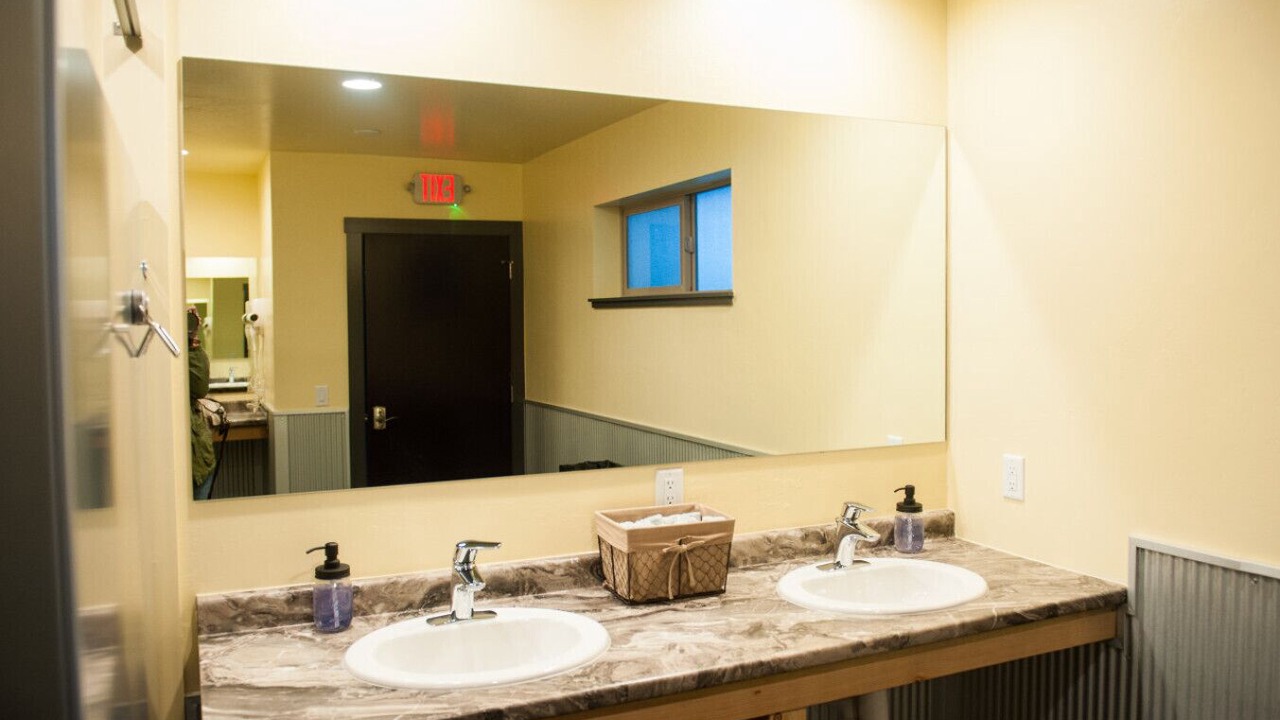 Photo of Bathroom in Emigrant