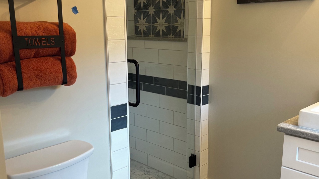 Photo of Bathroom in Fondren