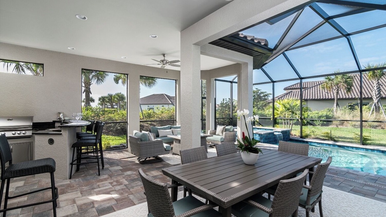Photo of Outdoor in Naples