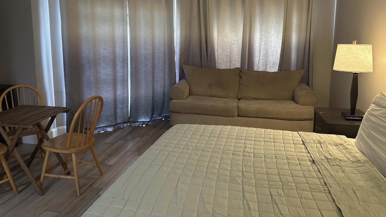 Photo of Bedroom in Florida Center